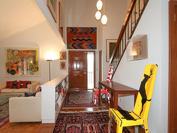4th image of 7612 Hillridge Ct