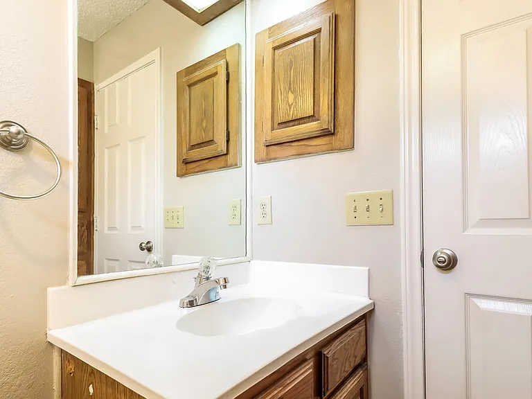 226 Lemon Dr — Photo 12