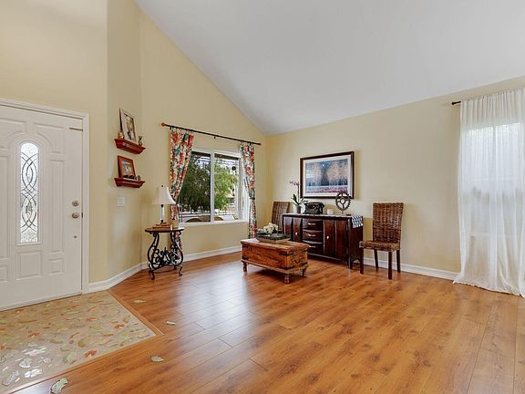 2nd image of 895 Jasper Ave
