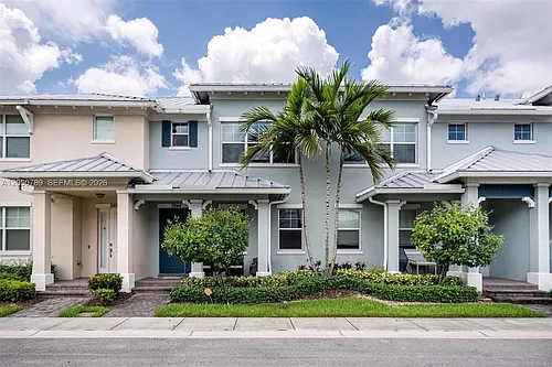 3944 Poinciana Ln #3944 Photo 1 3944 Poinciana Ln #3944 Photo 1