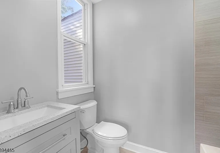 621 Spruce Ave #B — Photo 8