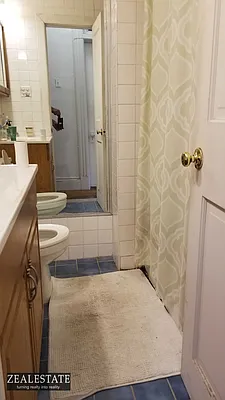 Rented by ZealEstate Group Inc | media 31