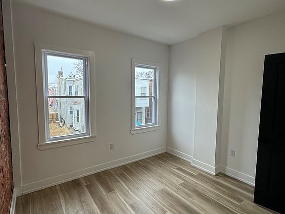 3rd image of 1224 W Hilton St Unit B