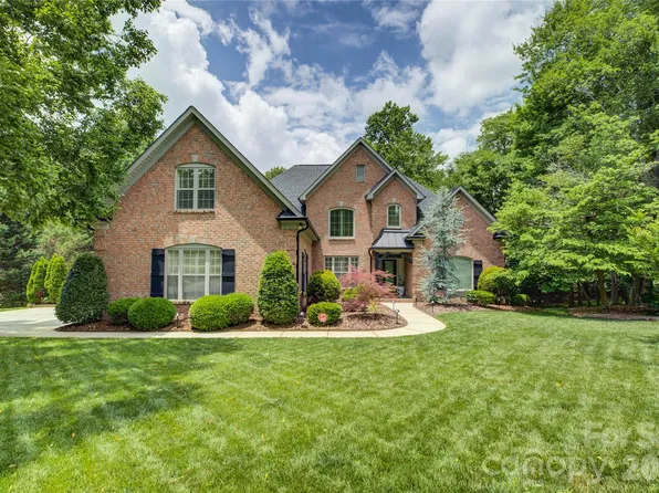 11404 Fernside Dr, Mint Hill, NC 28227