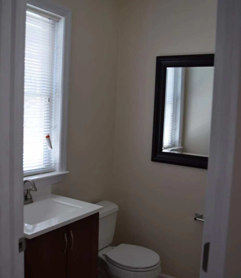 4 bed, 1.5 bath, 1584 sqft, $3,500 — Photo 3