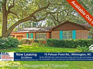 70 Pelican Point Rd, Wilmington, NC 28409