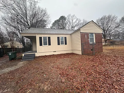 2145 Pendleton St Photo 1