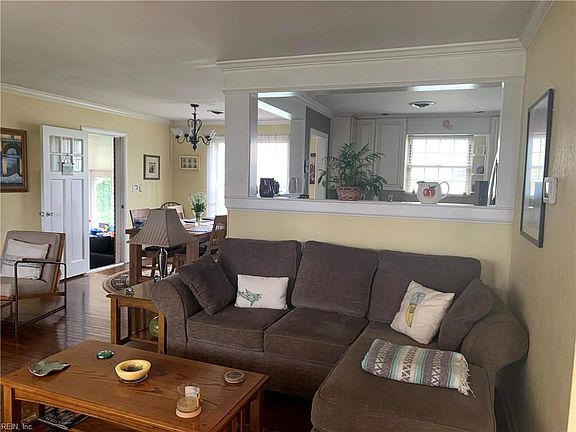3rd image of 4808 Algonac Ave