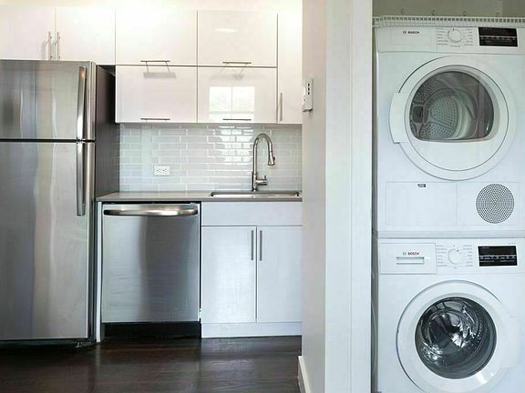 4th image of 383 Bleecker St #3F