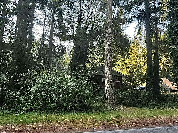 3rd image of 9512 274th St E