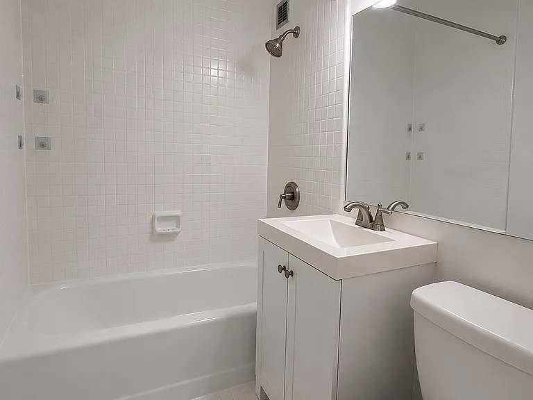 1021 Arlington Blvd #2 — Photo 8