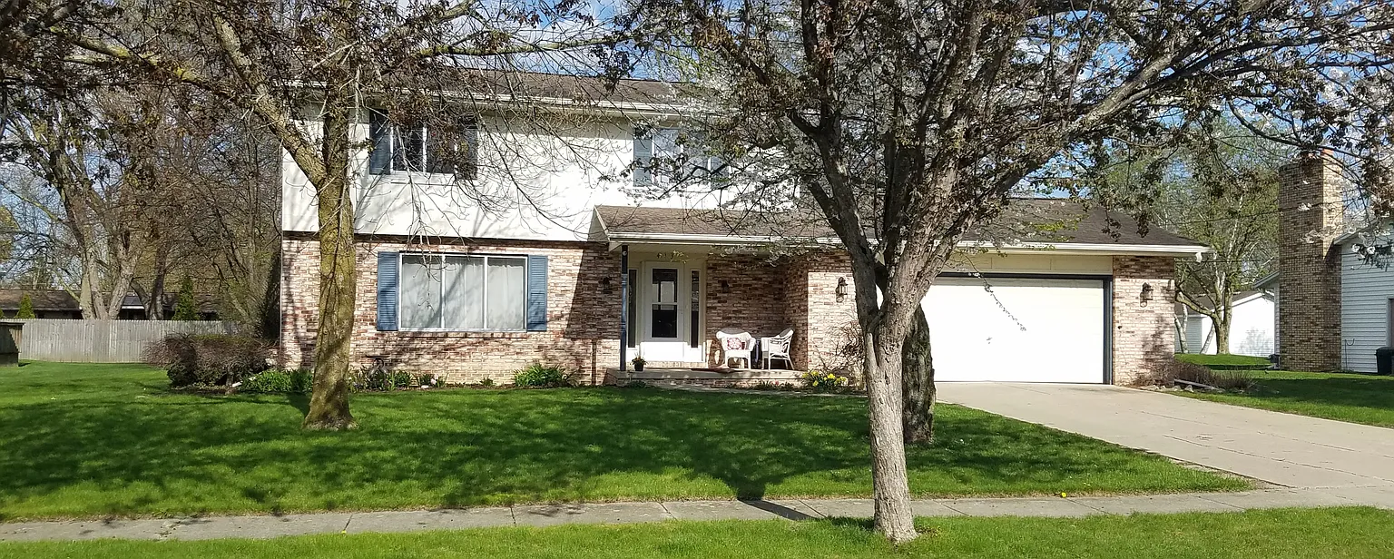 413 Virginia St photo 1