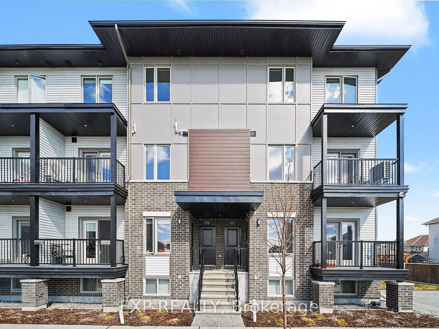 2 bed, $2,450 — Photo 1
