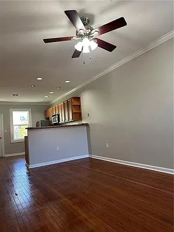 2 bed, 900 sqft, $1,600 — Photo 3