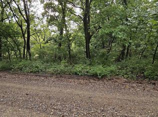 8949 Lakeshore Dr, Ozawkie, KS 66070