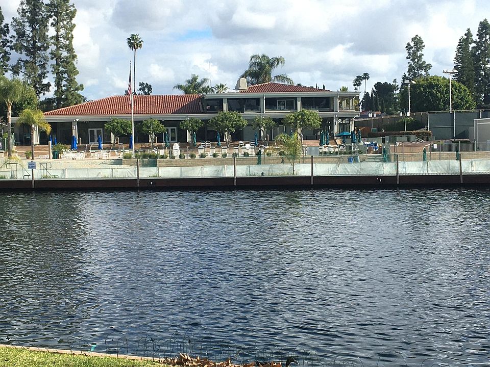 Islamare Lane view of Association Clubhouse
