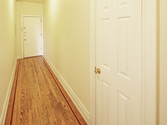 3rd image of 36 Duncan Ave #504