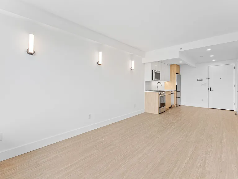 798 Lexington Ave #5E — Photo 3