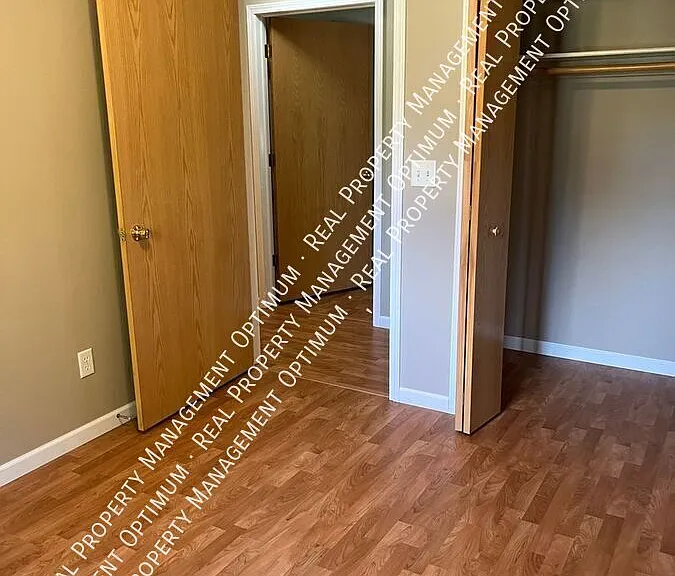 4709 Short St NE — Photo 14
