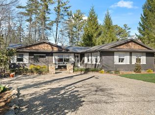 640 Smallwood Ave, Highlands, NC 28741