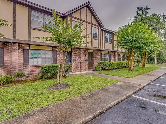 2nd image of 4816 Windrush Ln