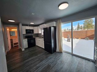 404 SE Railroad St APT 2, Bend, OR 97702