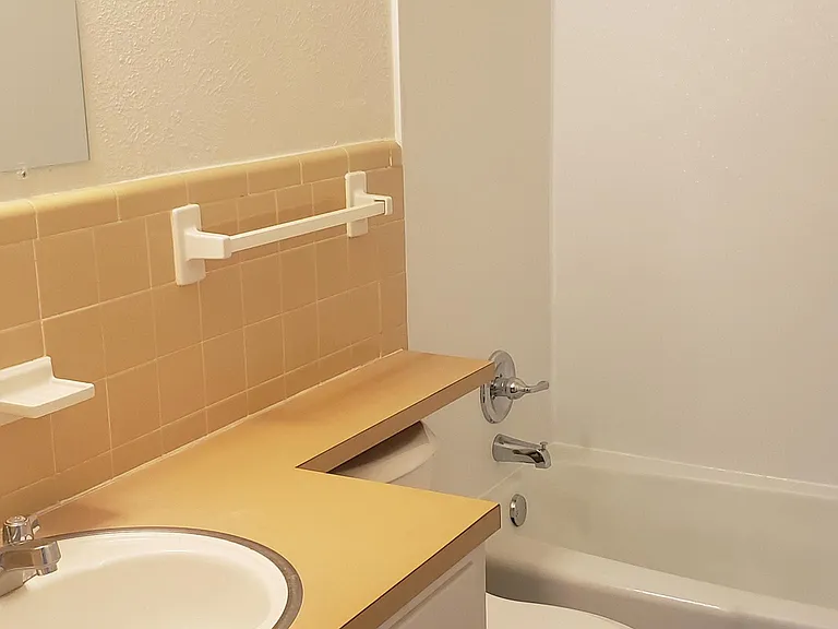 629 Apollo Dr — Photo 10
