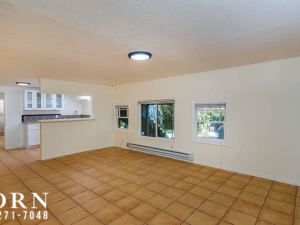 1st image of 2351 Lyall Way