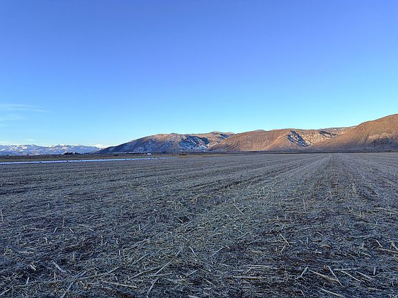 4th image of 3061 N Field Rd