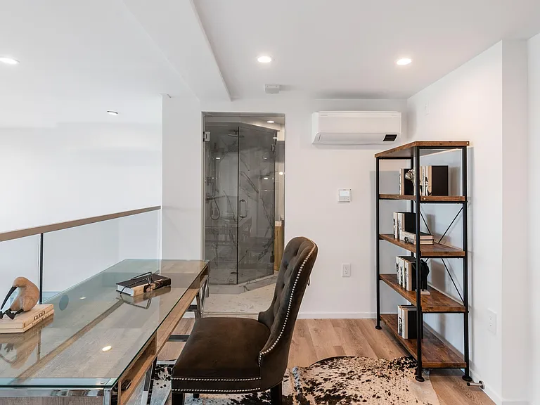 916 Westbourne Dr #407 — Photo 26
