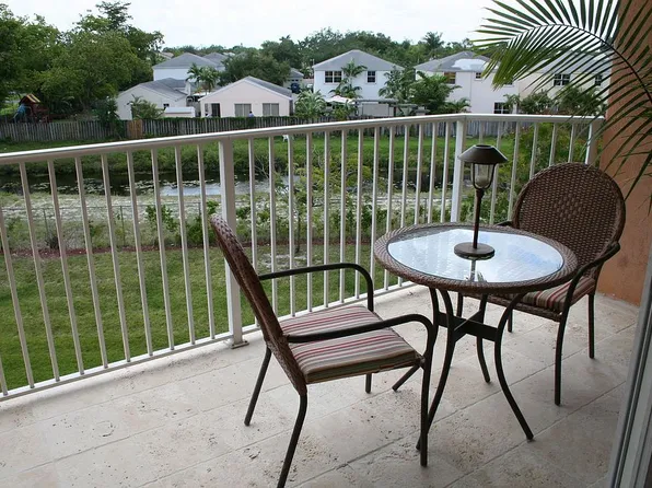 6976 SW 39th St APT 301-G, Davie, FL 33314