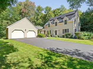 160 Heritage Ln, Shelburne, VT 05482