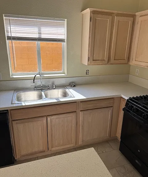 8305 Clearbreeze Ct — Photo 7