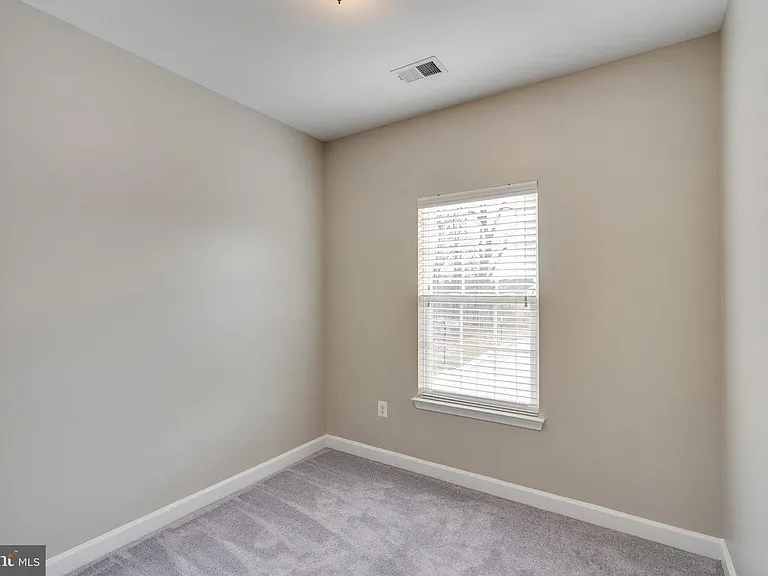 9684 Atterbury Ln — Photo 33