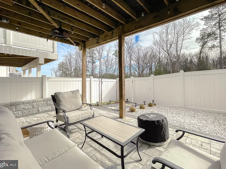 23810 Myrtle Glen Way — Photo 54