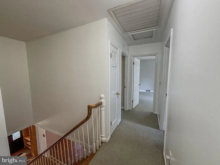 11 Hickory Ln — Photo 34