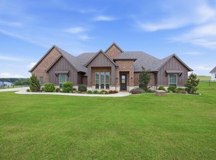 150 Quail Ridge Ct, Decatur, TX 76234