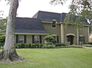 990 Goodhue Rd, Beaumont, TX 77706