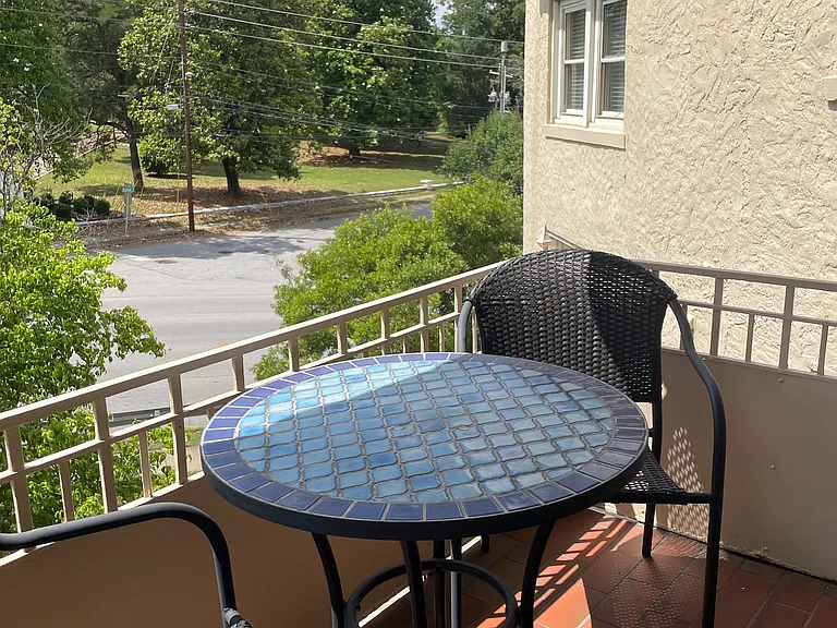 2068 Walton Way #409 — Photo 7