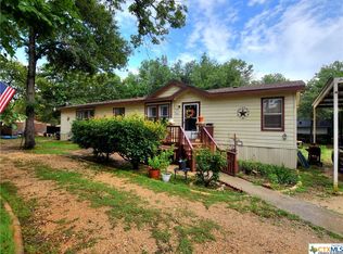 3714 Waterwood Pass Dr, Elmendorf, TX 78112