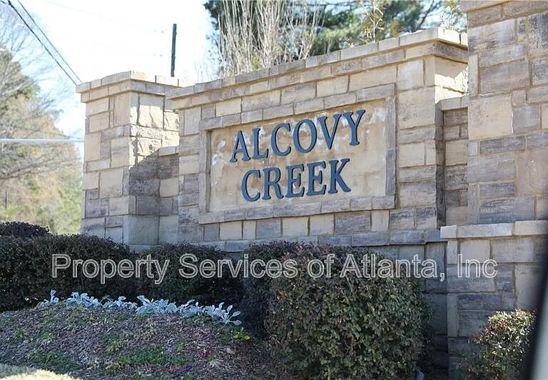 930 Elderberry Ct — Photo 29