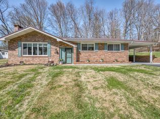 701 Grove Ave, Erwin, TN 37650