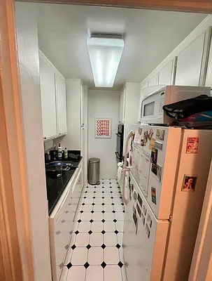 Rented by Olympia House Delaware LP | media 16