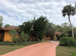 2307 Tanglewood Dr, Sarasota, FL 34239
