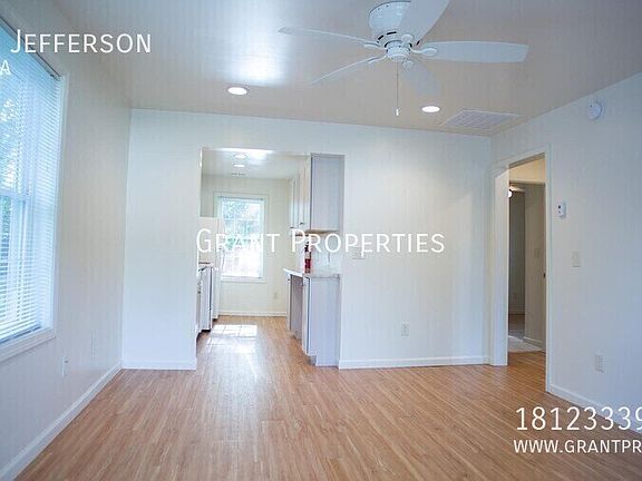 5th image of 106 N Jefferson St
