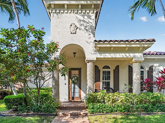 2nd image of 150 Santiago Drive