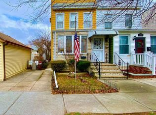 7935 77th Rd, Glendale, NY 11385