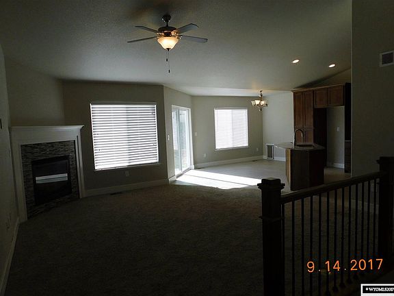 5th image of 916 Eagle Dr