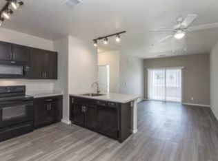 9287 E 105th Pl APT 204, Henderson, CO 80640