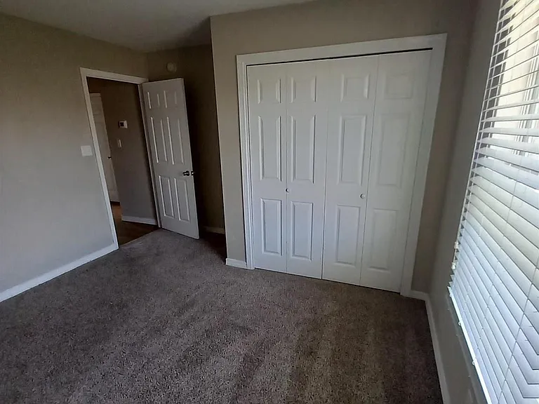 537 Batten Blvd — Photo 9